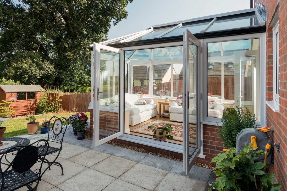 Affordable Exterior Decorating Services in Uxbridge | LadBrook