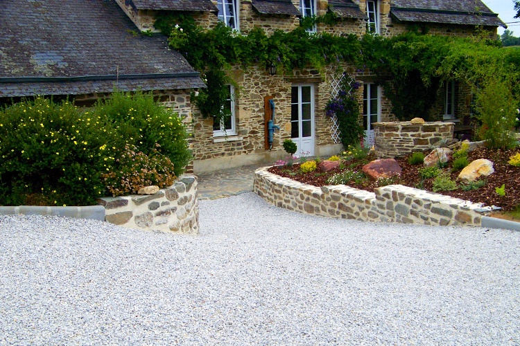 Professional Block Paving, Driveways & Patio Installation in Ealing | LadBrook