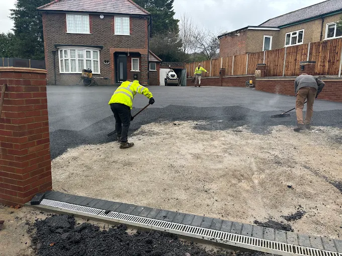 Best Block Paving, Driveways & Patio Installation in Rickmansworth | LadBrook