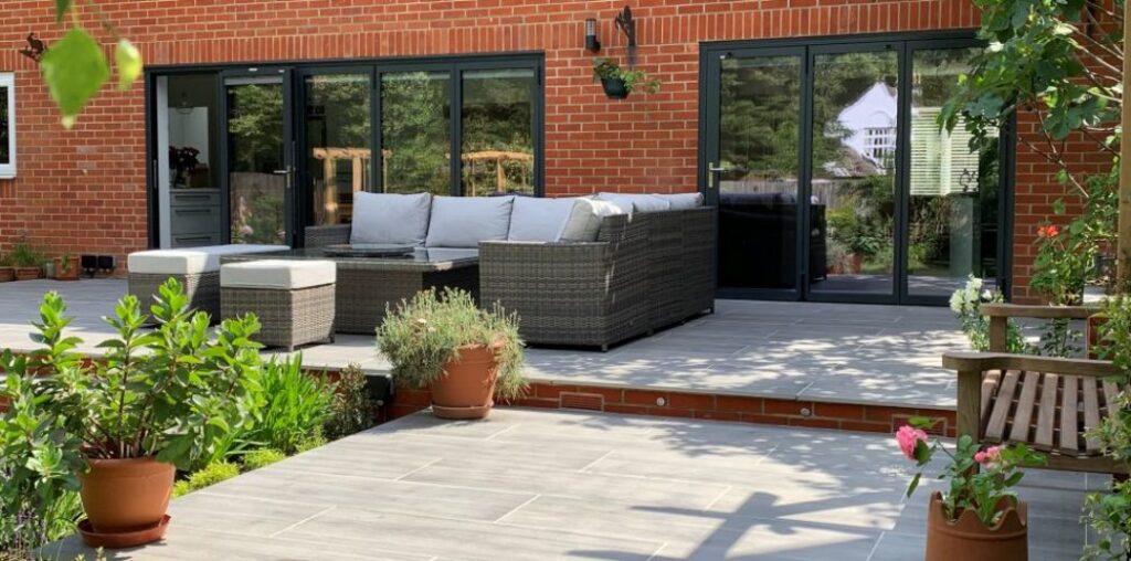 Affordable Garden Office Building Services in High Wycombe | LadBrook