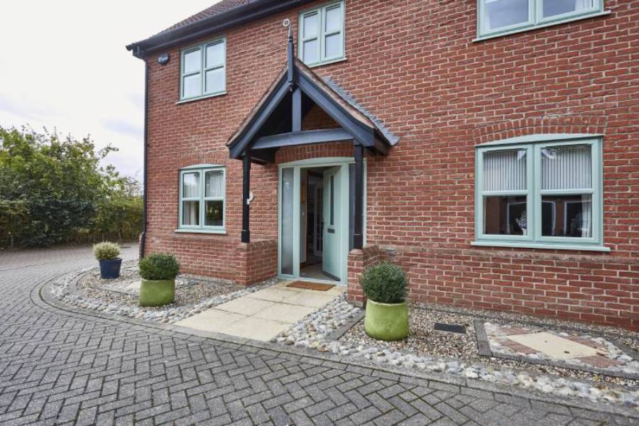 Expert Block Paving, Driveways & Patio Installation in Bourne End, Buckinghamshire | Ladbrook