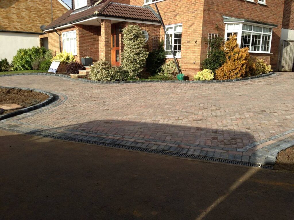 Trusted Block Paving, Driveways & Patio Installation in Finchley | LadBrook