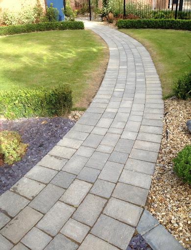 Professional Patio Service in Maidenhead | LadBrook