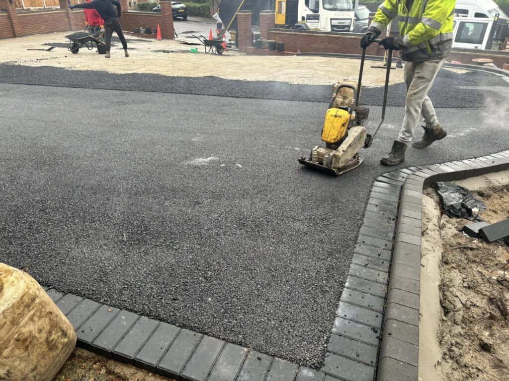 Resin Bound Driveways in Maidenhead: Are They Worth It? | LadBrook